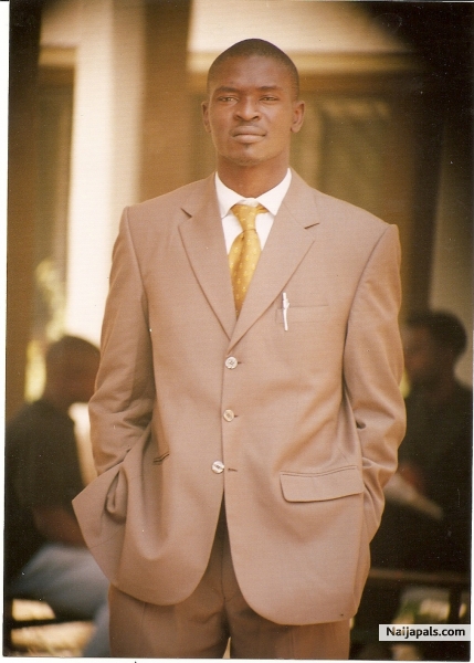  - click for next photo