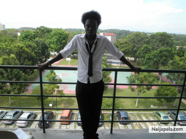 luvly n handsome lookin - click for next photo