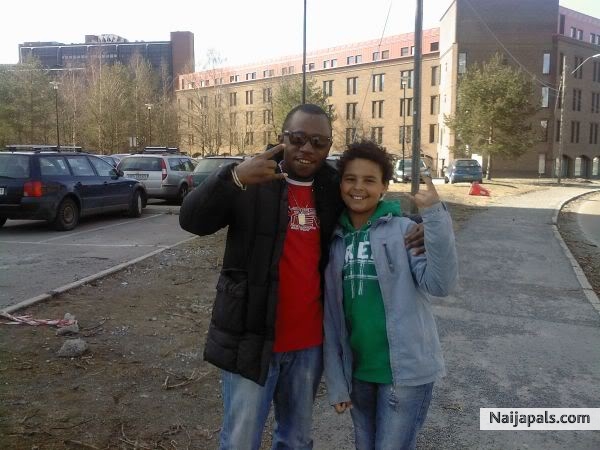  - click for next photo