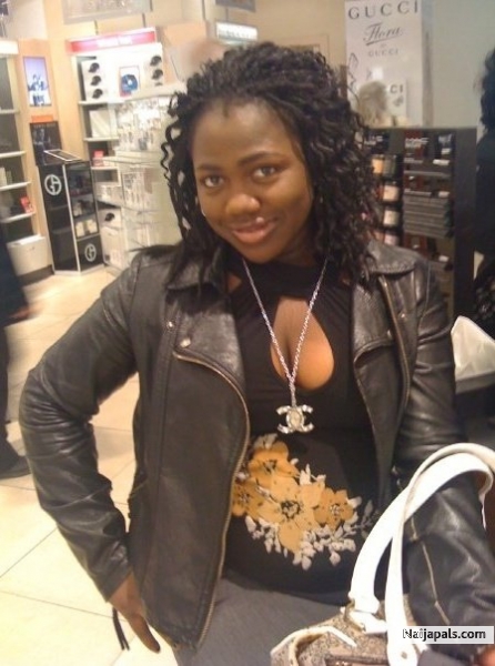 just doing some shopping - click for next photo