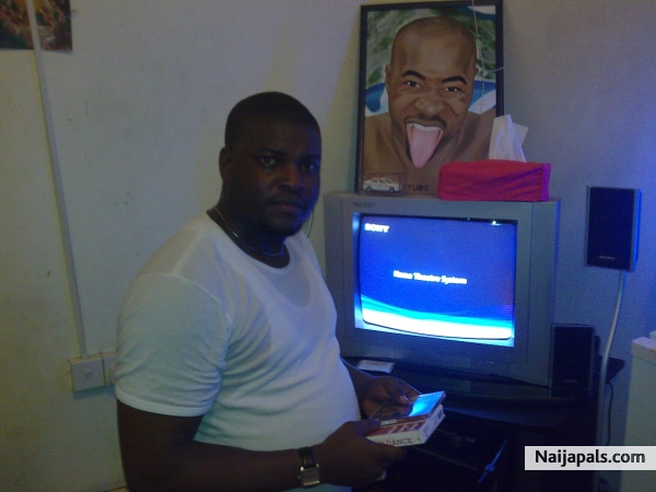  - click for next photo