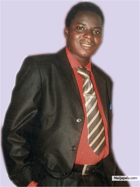 falola olutayo ezekiel - click for next photo