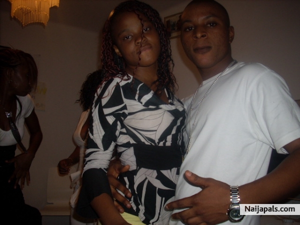 THIS IS THE GIRL THAT LIVE ME AND GO WITH OTHER BOY SO I DOT HAVE A GIRL NO MOER - click for next photo