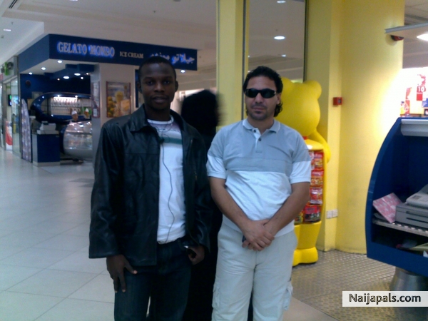  - click for next photo
