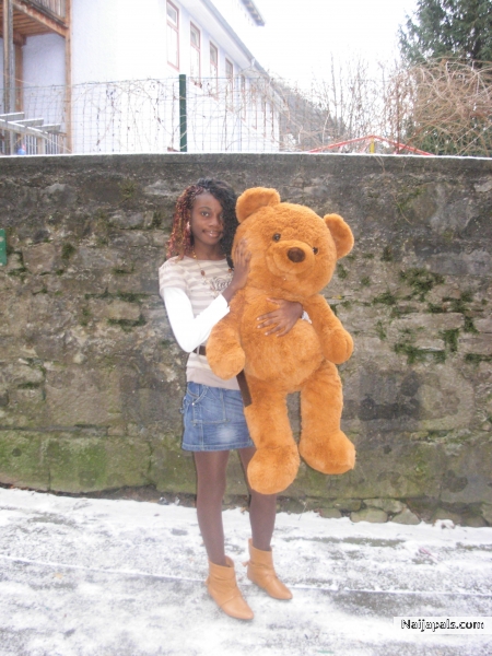  - click for next photo