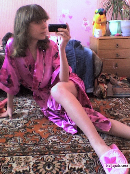  - click for next photo
