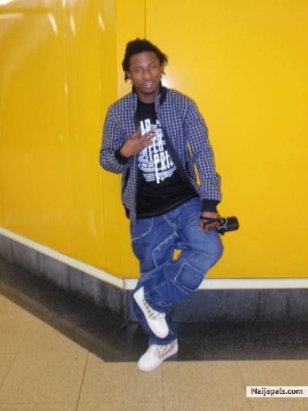  - click for next photo