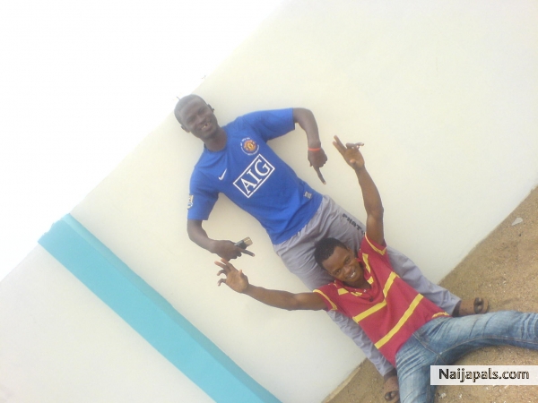 me n ma frnd - click for next photo