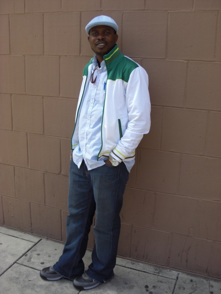  - click for next photo