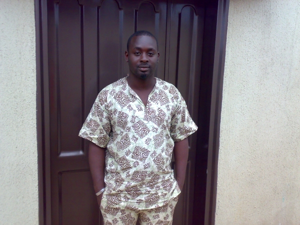 - click for next photo