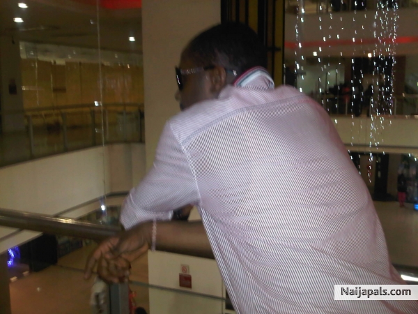 Meet freshest dude in Naija. - click for next photo