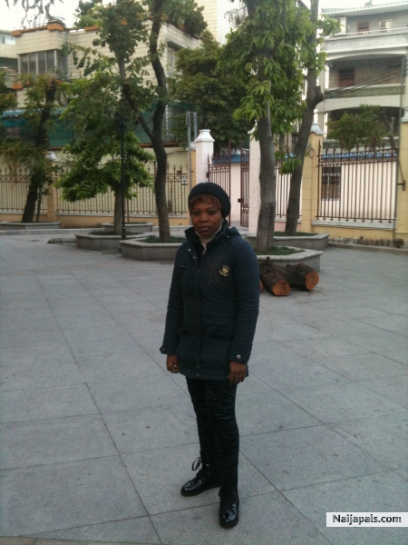  - click for next photo
