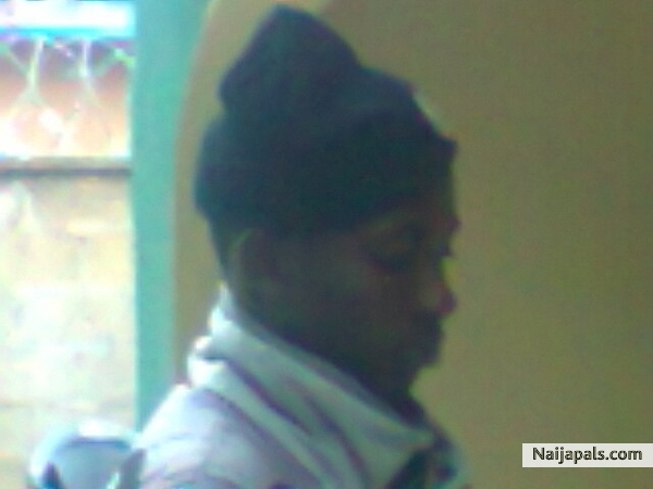  - click for next photo