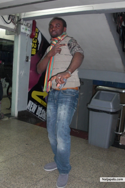  - click for next photo