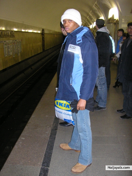  - click for next photo