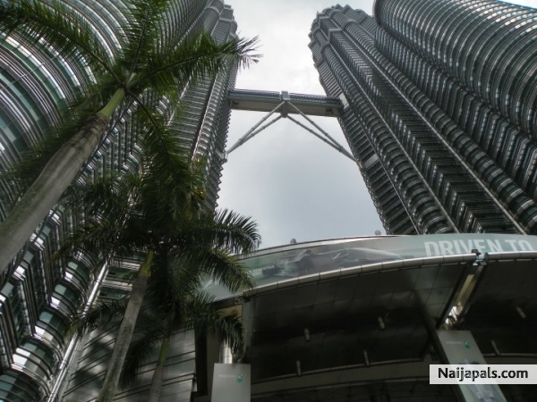Twin Towers... - click for next photo