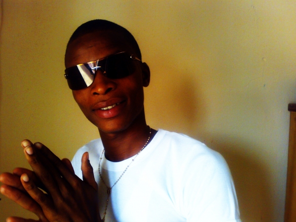  - click for next photo
