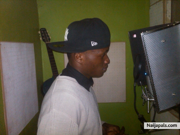 studio - click for next photo