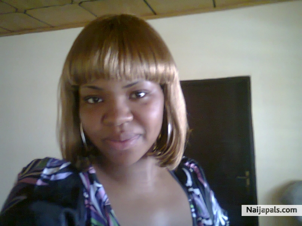 enjoying ma new look - click for next photo