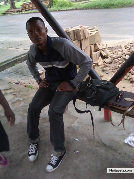 Bane Ark@School_Unical waiting 4ma homie' s ride - click for next photo