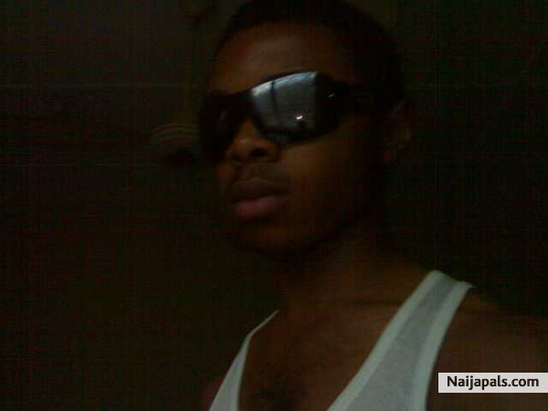2 Much Of A Boss - click for next photo