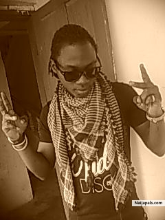 412 xclusive - click for next photo