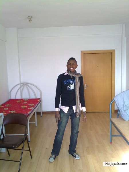  - click for next photo