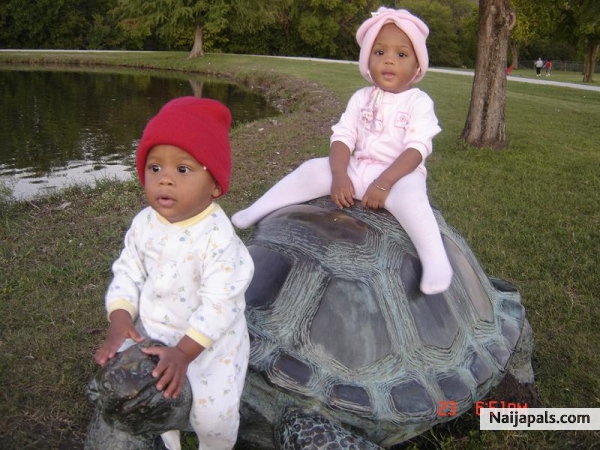 my niece and nephew darius and desria - click for next photo