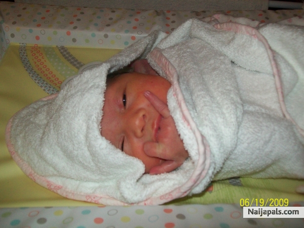 lovely girl - click for next photo