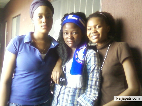 LOVELY GIRLS - click for next photo