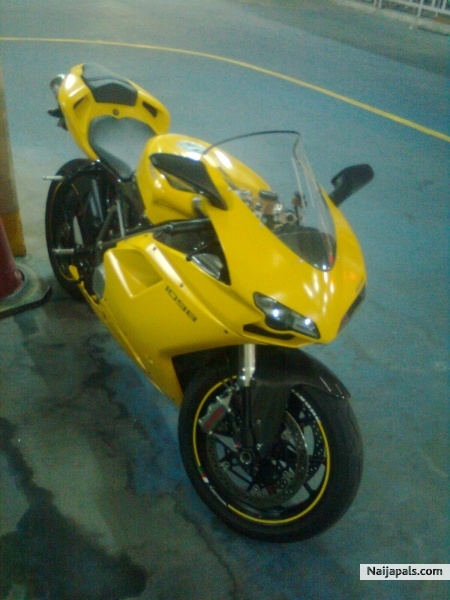  - click for next photo