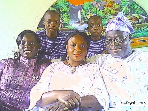 OlufemiLawrence and Family - click for next photo