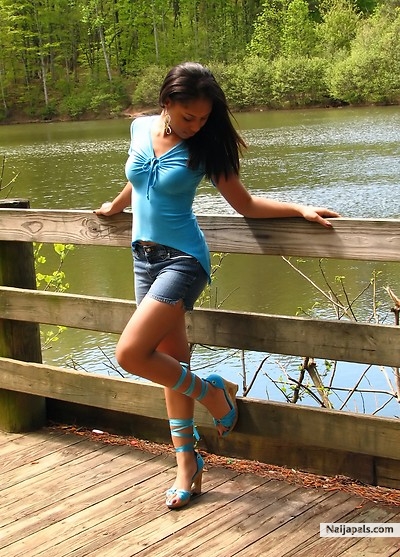  - click for next photo