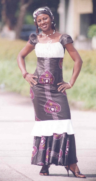 Black-Beauty - click for next photo