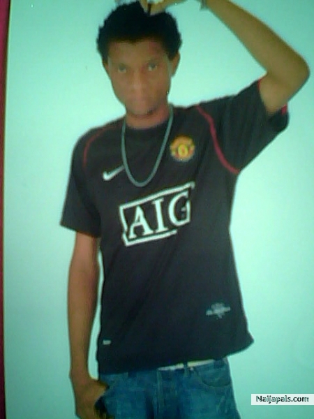 REPRESENTING MANCHESTER UNITED...!!! - click for next photo