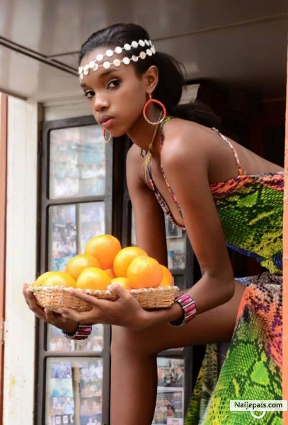 Princess Afrique - click for next photo