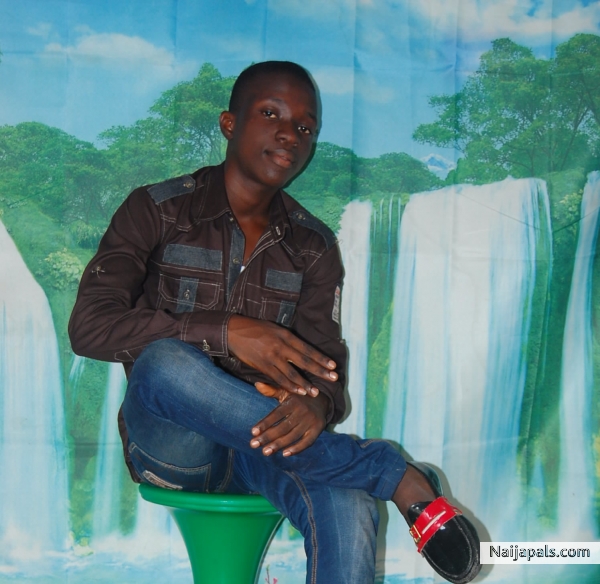 - click for next photo