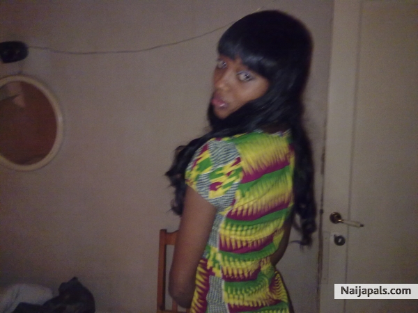  - click for next photo