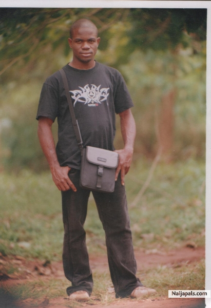 Skool Boy - click for next photo