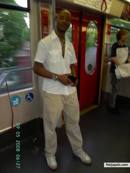  - click for next photo