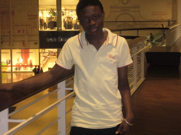  - click for next photo
