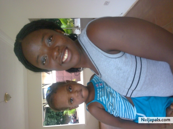 leah nd baby - click for next photo