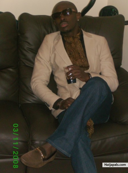 JUST CHILLIN AT HOME - click for next photo