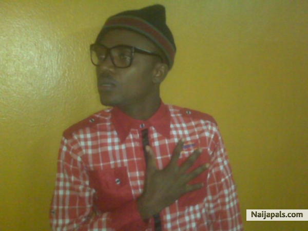 ****AM LIVING MAI LAIF** - click for next photo