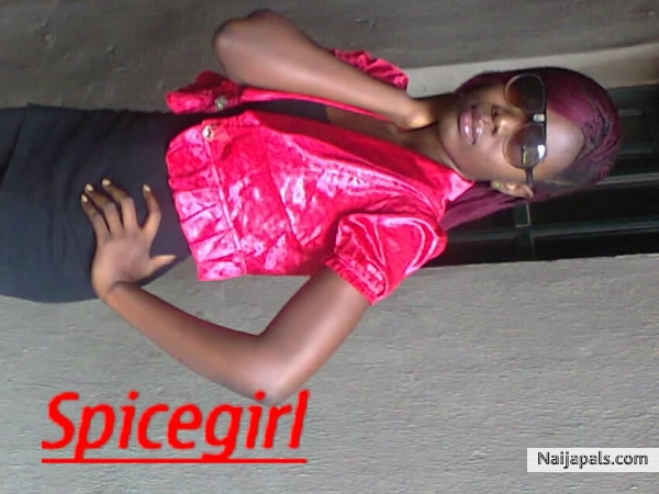 Spicegirl - click for next photo