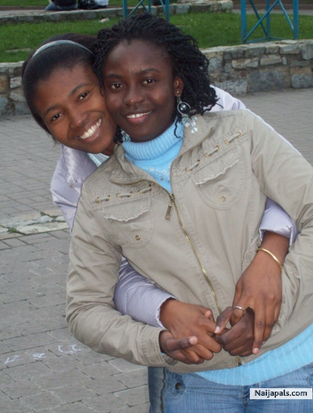 Ng and Kemi - click for next photo