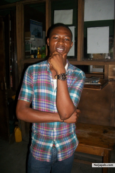  - click for next photo
