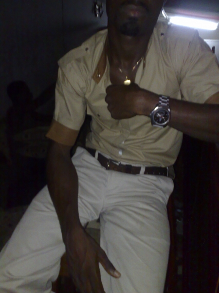  - click for next photo