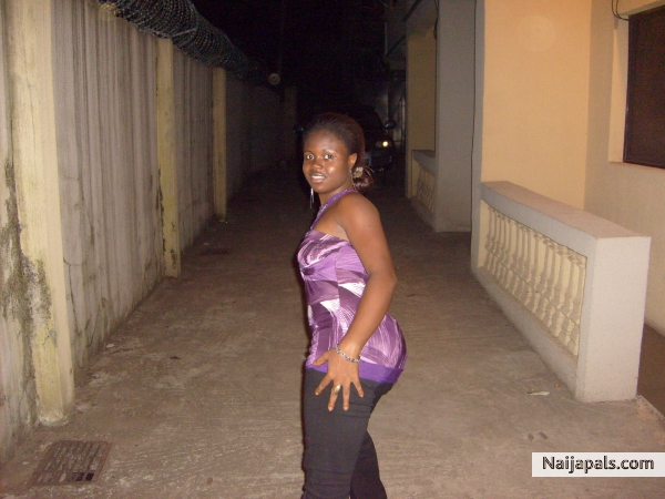 am hot ure not - click for next photo