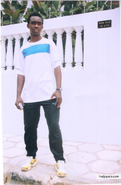  - click for next photo